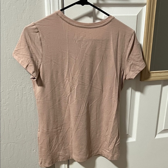 Banana republic dark pink shirt - Picture 3 of 4